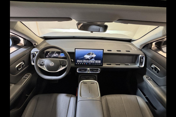 Leapmotor B10 Design ProMax 67.1 kWh 430KM WLTP | Panorama | Navigatie | Elektrische achterklep | Elektrisch bedienbare stoelen | Stoelverwarming | Stoelventilatie