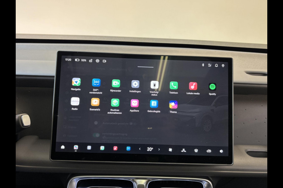 Leapmotor B10 Design ProMax 67.1 kWh 430KM WLTP | Panorama | Navigatie | Elektrische achterklep | Elektrisch bedienbare stoelen | Stoelverwarming | Stoelventilatie