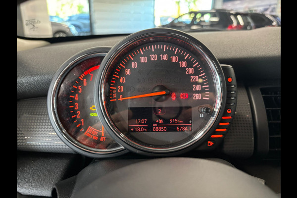 MINI Mini 1.2 One Chili Business LMV VELGEN NAVIGATIE CLIMATE CONTROL MINI Mini 1.2 One Chili Business LMV VELGEN NAVIGATIE CLIMATE CONTROL