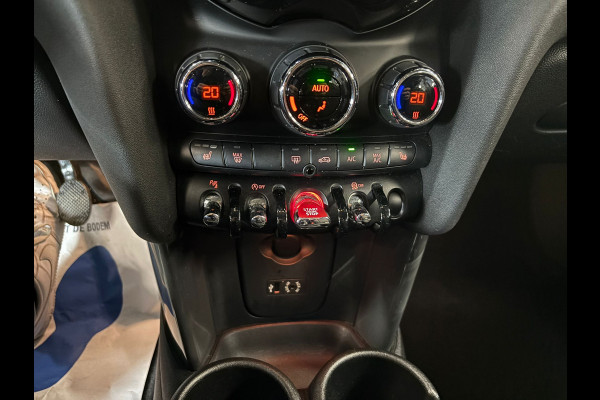 MINI Mini 1.2 One Chili Business LMV VELGEN NAVIGATIE CLIMATE CONTROL MINI Mini 1.2 One Chili Business LMV VELGEN NAVIGATIE CLIMATE CONTROL