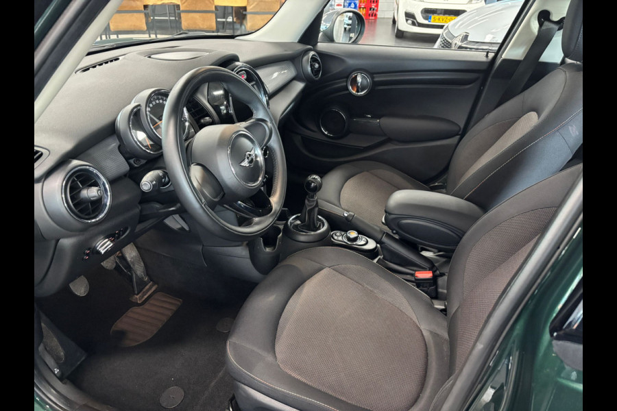 MINI Mini 1.2 One Chili Business LMV VELGEN NAVIGATIE CLIMATE CONTROL MINI Mini 1.2 One Chili Business LMV VELGEN NAVIGATIE CLIMATE CONTROL