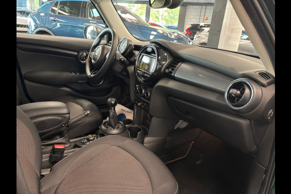 MINI Mini 1.2 One Chili Business LMV VELGEN NAVIGATIE CLIMATE CONTROL MINI Mini 1.2 One Chili Business LMV VELGEN NAVIGATIE CLIMATE CONTROL