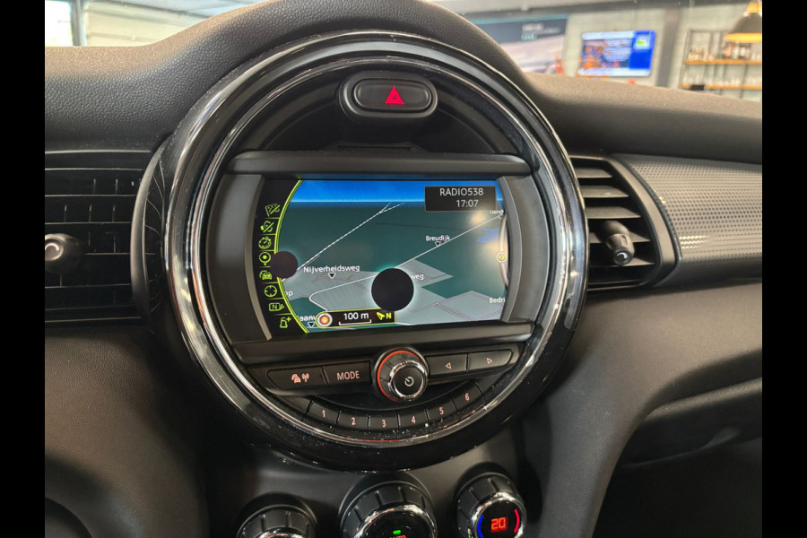 MINI Mini 1.2 One Chili Business LMV VELGEN NAVIGATIE CLIMATE CONTROL MINI Mini 1.2 One Chili Business LMV VELGEN NAVIGATIE CLIMATE CONTROL