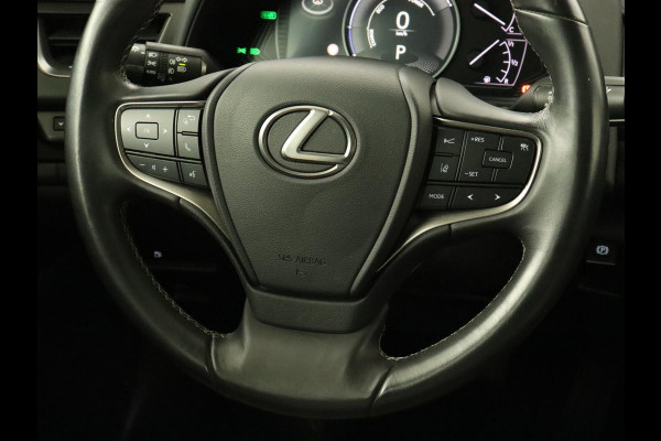 Lexus UX 250h AWD | Carplay | Adaptive cruise | Alcantara | Camera | Full LED | Navigatie | Bluetooth | Digital Cockpit Lexus UX 250h AWD | Carplay | Adaptive cruise | Alcantara | Camera | Full LED | Navigatie | Bluetooth | Digital Cockpit