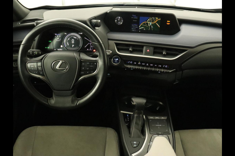 Lexus UX 250h AWD | Carplay | Adaptive cruise | Alcantara | Camera | Full LED | Navigatie | Bluetooth | Digital Cockpit Lexus UX 250h AWD | Carplay | Adaptive cruise | Alcantara | Camera | Full LED | Navigatie | Bluetooth | Digital Cockpit