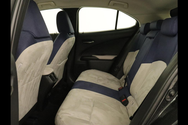 Lexus UX 250h AWD | Carplay | Adaptive cruise | Alcantara | Camera | Full LED | Navigatie | Bluetooth | Digital Cockpit Lexus UX 250h AWD | Carplay | Adaptive cruise | Alcantara | Camera | Full LED | Navigatie | Bluetooth | Digital Cockpit