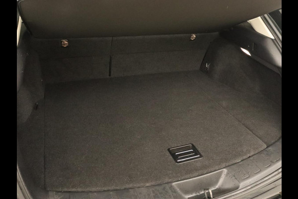 Lexus UX 250h AWD | Carplay | Adaptive cruise | Alcantara | Camera | Full LED | Navigatie | Bluetooth | Digital Cockpit Lexus UX 250h AWD | Carplay | Adaptive cruise | Alcantara | Camera | Full LED | Navigatie | Bluetooth | Digital Cockpit