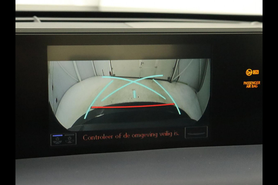 Lexus UX 250h AWD | Carplay | Adaptive cruise | Alcantara | Camera | Full LED | Navigatie | Bluetooth | Digital Cockpit Lexus UX 250h AWD | Carplay | Adaptive cruise | Alcantara | Camera | Full LED | Navigatie | Bluetooth | Digital Cockpit