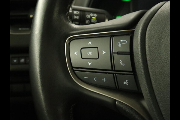 Lexus UX 250h AWD | Carplay | Adaptive cruise | Alcantara | Camera | Full LED | Navigatie | Bluetooth | Digital Cockpit Lexus UX 250h AWD | Carplay | Adaptive cruise | Alcantara | Camera | Full LED | Navigatie | Bluetooth | Digital Cockpit