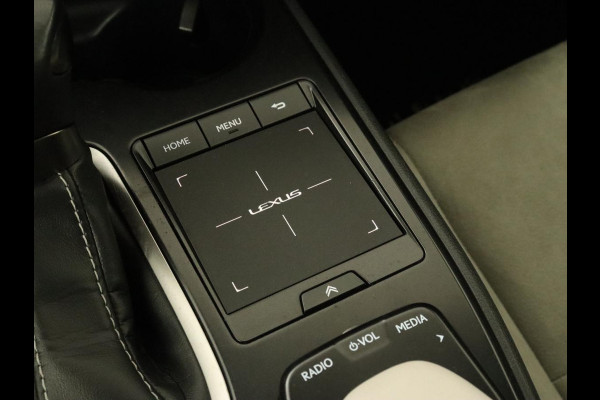 Lexus UX 250h AWD | Carplay | Adaptive cruise | Alcantara | Camera | Full LED | Navigatie | Bluetooth | Digital Cockpit Lexus UX 250h AWD | Carplay | Adaptive cruise | Alcantara | Camera | Full LED | Navigatie | Bluetooth | Digital Cockpit