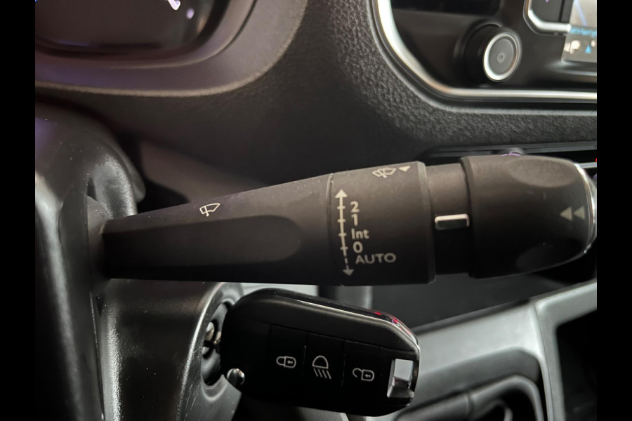 Opel Vivaro 1.5 CDTI 120pk euro6 L1H1 Innovation 3Persoons, Airco, Half-Leder, Navigatie, Trekhaak, Sidebars, RIJKLAARPRIJS!