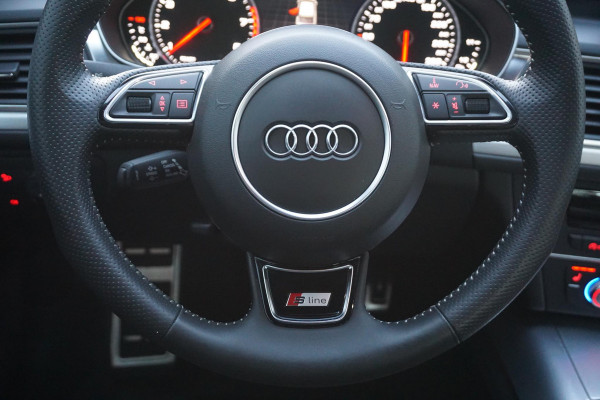 Audi A6 Limousine 1.8 TFSI S-Line Sport/All-Season/2e Eigenaar. Dealeronderhouden Audi A6 Limousine 1.8 TFSI S-Line Sport/All-Season/2e Eigenaar. Dealeronderhouden