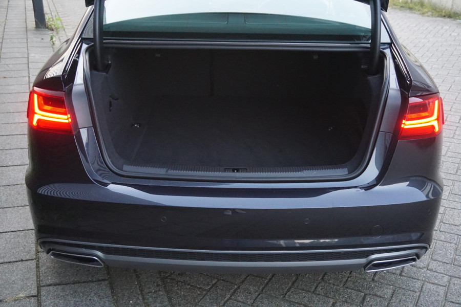 Audi A6 Limousine 1.8 TFSI S-Line Sport/All-Season/2e Eigenaar. Dealeronderhouden Audi A6 Limousine 1.8 TFSI S-Line Sport/All-Season/2e Eigenaar. Dealeronderhouden