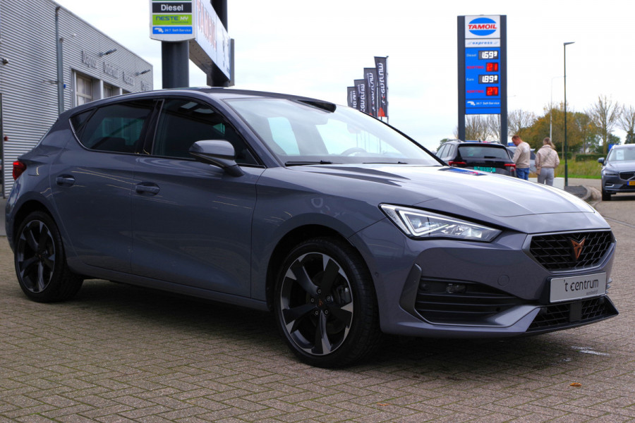 CUPRA Leon 1.4 e-Hybrid 204 PK Adrenaline PHEV, Camera, Kuipstoelen, Keyless, LED