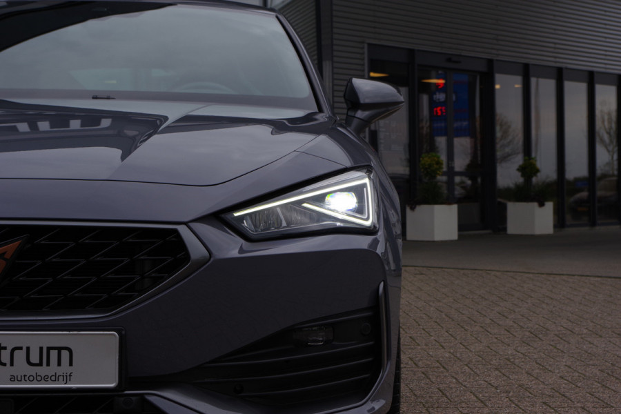 CUPRA Leon 1.4 e-Hybrid 204 PK Adrenaline PHEV, Camera, Kuipstoelen, Keyless, LED