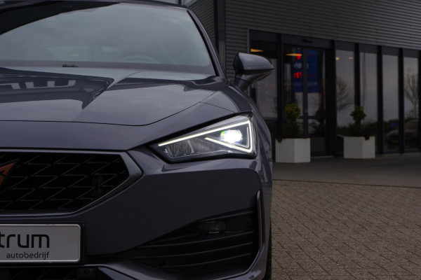 CUPRA Leon 1.4 e-Hybrid 204 PK Adrenaline PHEV, Camera, Kuipstoelen, Keyless, LED