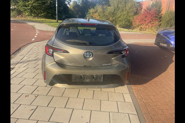 Toyota Corolla Hybrid 140 Business | Stuur- & Stoelverwarming | Apple Carplay & AndriodAUTO | Navigatie