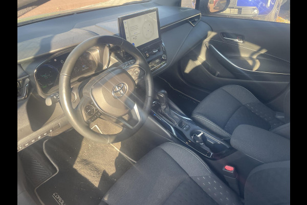 Toyota Corolla Hybrid 140 Business | Stuur- & Stoelverwarming | Apple Carplay & AndriodAUTO | Navigatie