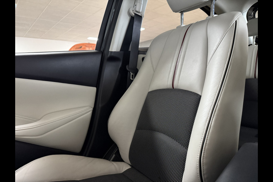 Mazda 2 1.5 Skyactiv-D Skylease GT | Navi | Stoelverw. Mazda 2 1.5 Skyactiv-D Skylease GT | Navi | Stoelverw.