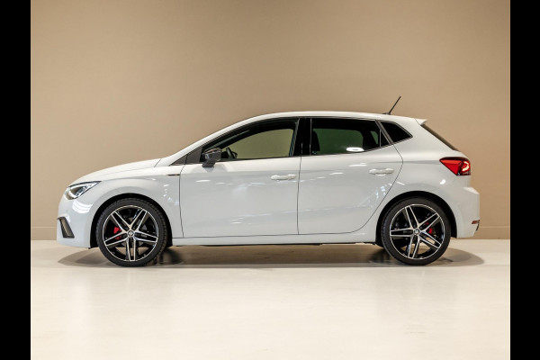 Seat Ibiza 1.0 TSI FR Limited Edition / 110pk / Panorama dak / Stoelverwarming / Keyless / Seat Ibiza 1.0 TSI FR Limited Edition / 110pk / Panorama dak / Stoelverwarming / Keyless /