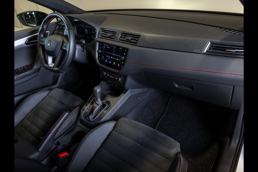 Seat Ibiza 1.0 TSI FR Limited Edition / 110pk / Panorama dak / Stoelverwarming / Keyless / Seat Ibiza 1.0 TSI FR Limited Edition / 110pk / Panorama dak / Stoelverwarming / Keyless /