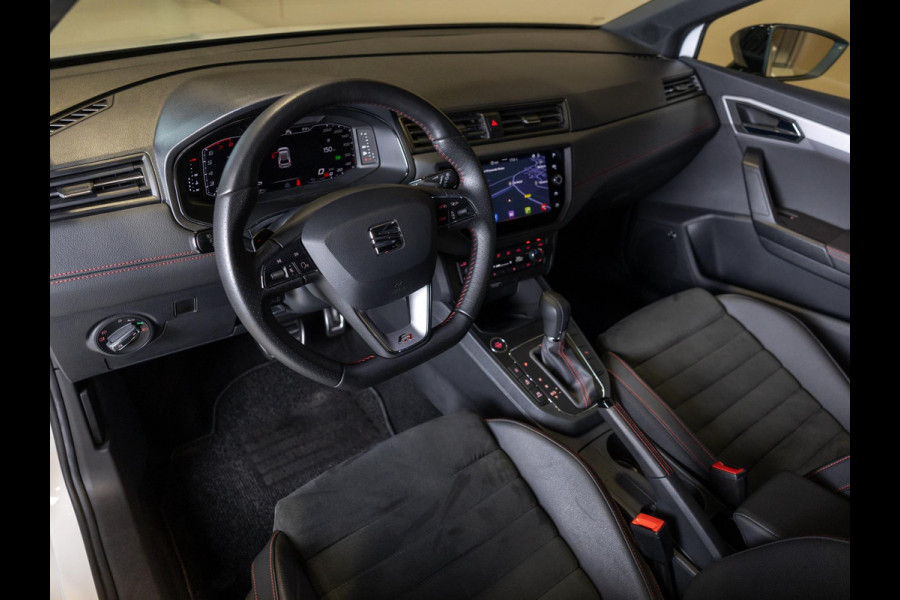 Seat Ibiza 1.0 TSI FR Limited Edition / 110pk / Panorama dak / Stoelverwarming / Keyless / Seat Ibiza 1.0 TSI FR Limited Edition / 110pk / Panorama dak / Stoelverwarming / Keyless /