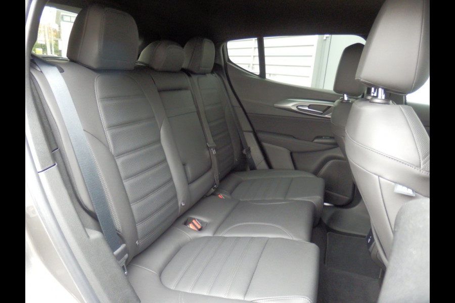 Alfa Romeo Tonale 1.5T Hybrid 160PK | TI- Uitvoering | Leder- Pakket | Alfa Romeo Tonale 1.5T Hybrid 160PK | TI- Uitvoering | Leder- Pakket |