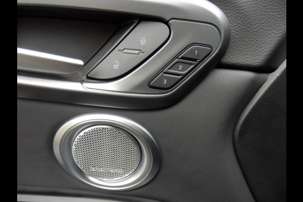 Alfa Romeo Tonale 1.5T Hybrid 160PK | TI- Uitvoering | Leder- Pakket | Alfa Romeo Tonale 1.5T Hybrid 160PK | TI- Uitvoering | Leder- Pakket |