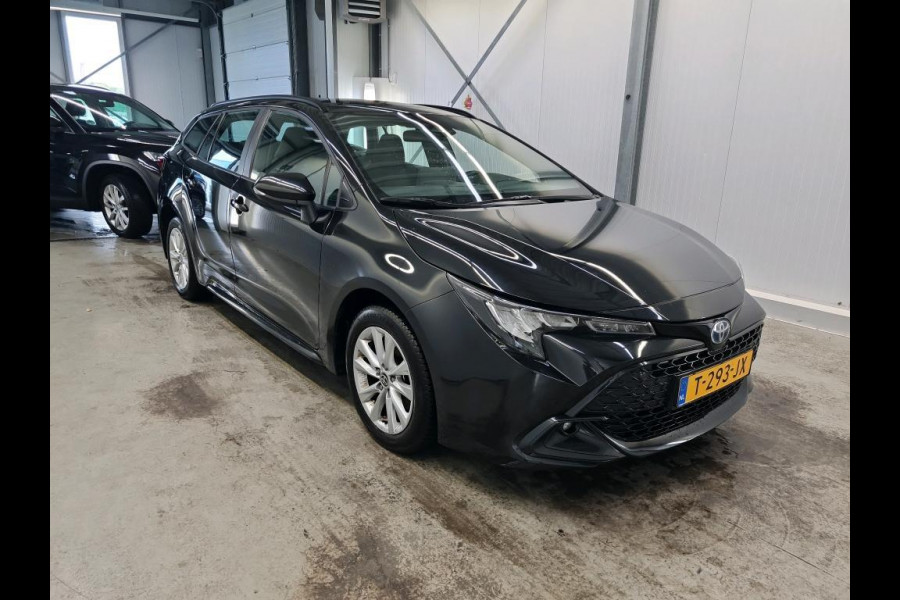 Toyota Corolla Touring Sports 1.8 Hybrid Active Auto. Navigatie Apple Carplay/Android Auto Camera Adaptive Cruise Control Virtual Cockpit Climate Control Lichtmetalen velgen
