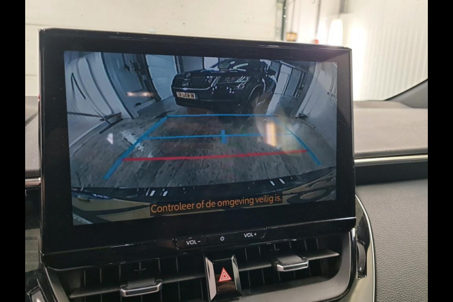 Toyota Corolla Touring Sports 1.8 Hybrid Active Auto. Navigatie Apple Carplay/Android Auto Camera Adaptive Cruise Control Virtual Cockpit Climate Control Lichtmetalen velgen