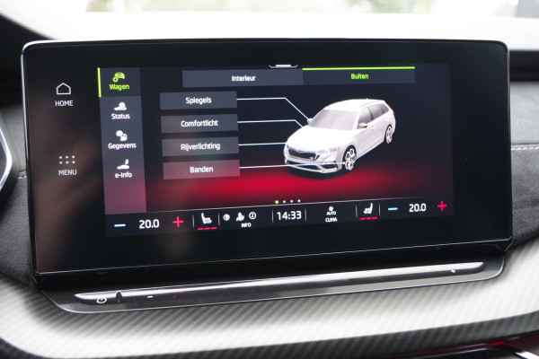 Škoda Octavia Combi 1.4 TSI RS 245 PK iV PHEV BNS, LED, Keyless, Adap. Cruise Control, Carplay, Head-Up, Camera Škoda Octavia Combi 1.4 TSI RS 245 PK iV PHEV BNS, LED, Keyless, Adap. Cruise Control, Carplay, Head-Up, Camera