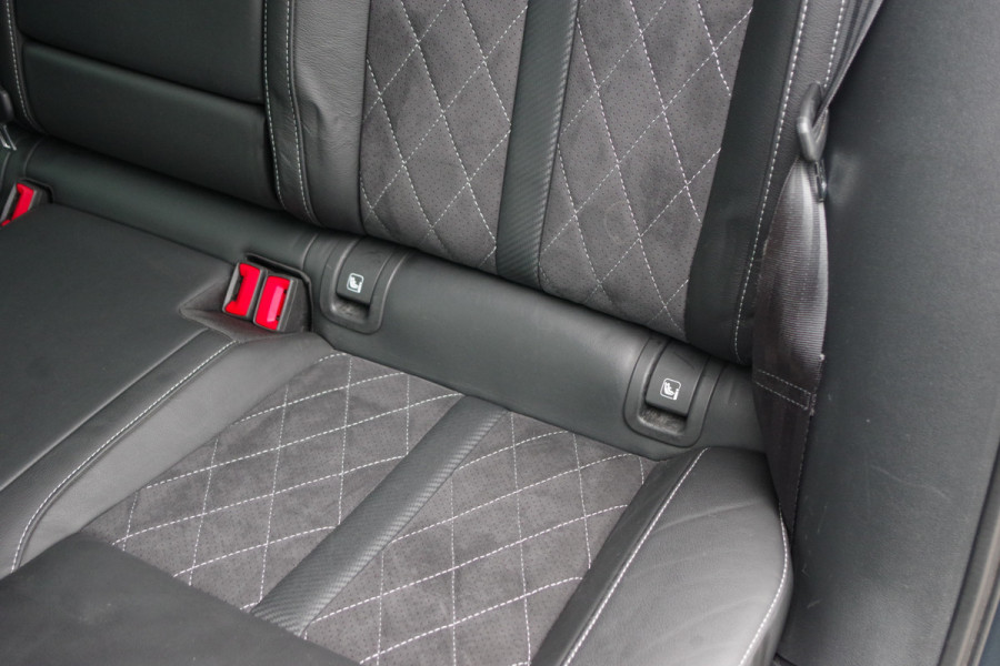 Škoda Octavia Combi 1.4 TSI RS 245 PK iV PHEV BNS, LED, Keyless, Adap. Cruise Control, Carplay, Head-Up, Camera Škoda Octavia Combi 1.4 TSI RS 245 PK iV PHEV BNS, LED, Keyless, Adap. Cruise Control, Carplay, Head-Up, Camera