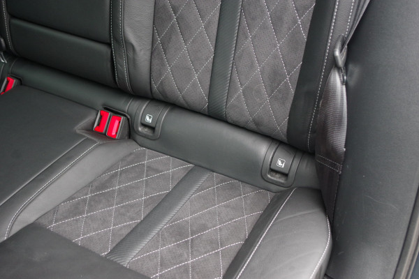 Škoda Octavia Combi 1.4 TSI RS 245 PK iV PHEV BNS, LED, Keyless, Adap. Cruise Control, Carplay, Head-Up, Camera Škoda Octavia Combi 1.4 TSI RS 245 PK iV PHEV BNS, LED, Keyless, Adap. Cruise Control, Carplay, Head-Up, Camera