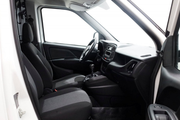 Fiat Dobló Cargo 1.6 MJ 105pk L1H1 Airco 04-2022 Fiat Dobló Cargo 1.6 MJ 105pk L1H1 Airco 04-2022