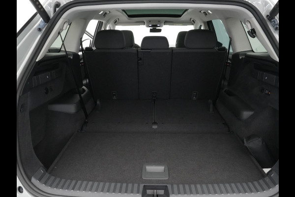 Škoda Kodiaq 1.5 TSI 150pk DSG MHEV Business Edition 7 persoons Panorama Wegkl. trekhaak Camera Stoelverwarming v + a 127