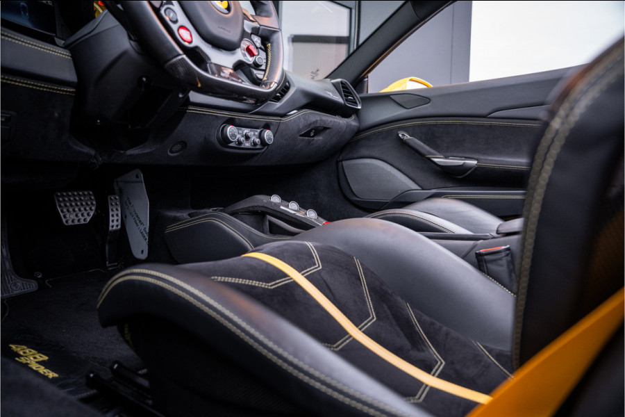 Ferrari 488 3.9 Spider HELE - Giallo Modena | Racing Seats | Carbon | Camera