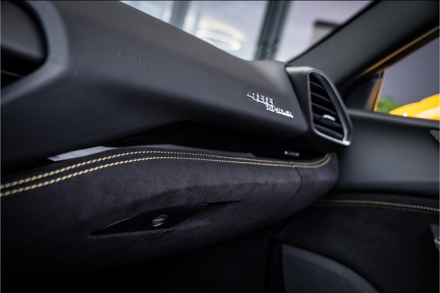 Ferrari 488 3.9 Spider HELE - Giallo Modena | Racing Seats | Carbon | Camera