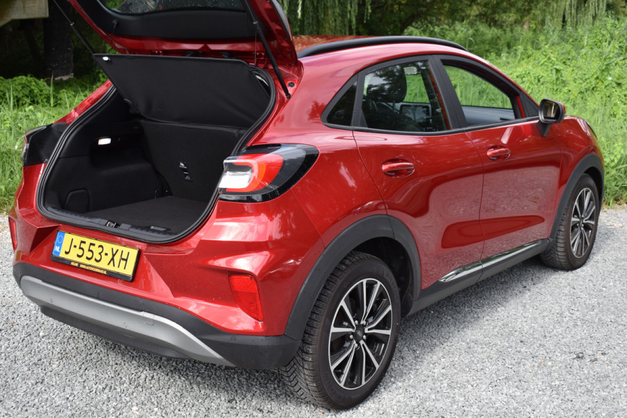 Ford Puma 125PK ECOBOOST HYBRID TITANIUM CARPLAY/LMV/MASSAGE