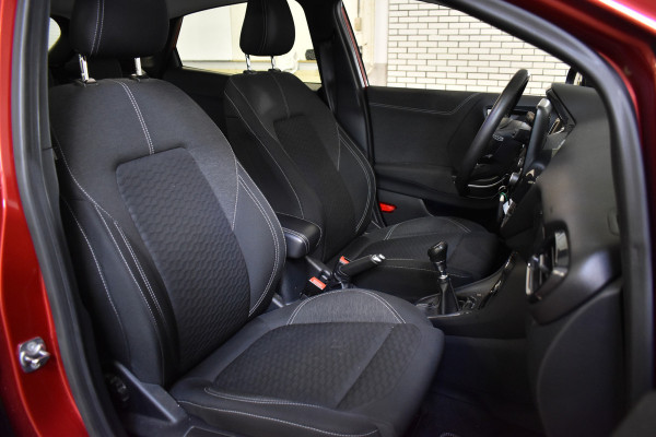 Ford Puma 125PK ECOBOOST HYBRID TITANIUM CARPLAY/LMV/MASSAGE