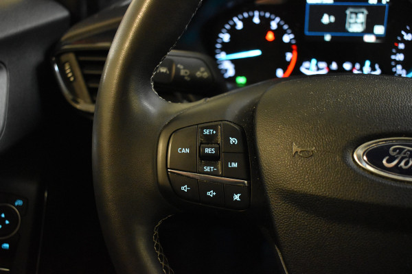 Ford Puma 125PK ECOBOOST HYBRID TITANIUM CARPLAY/LMV/MASSAGE