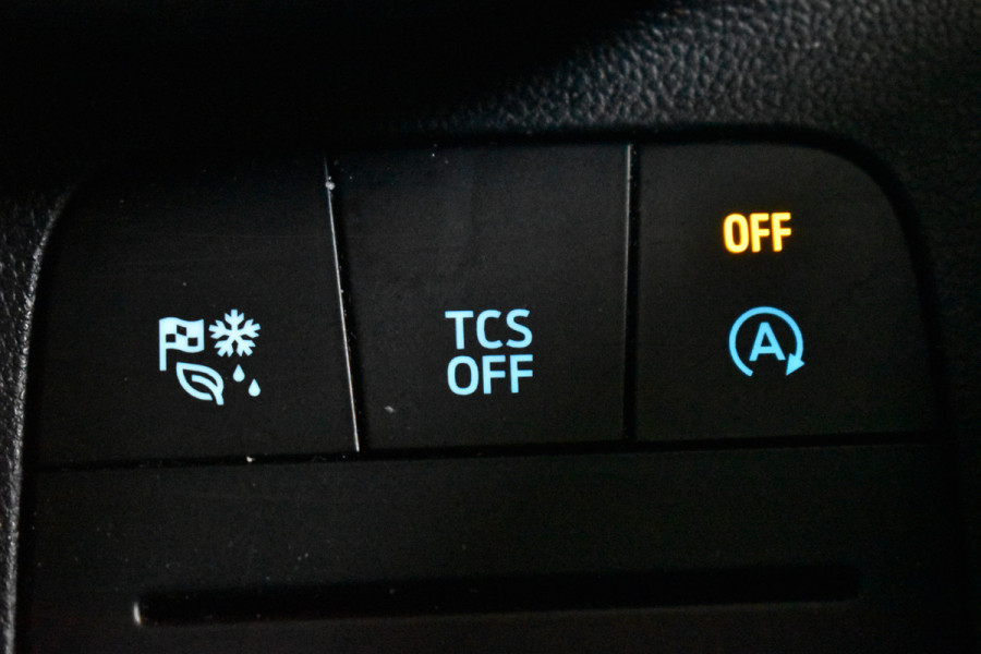 Ford Puma 125PK ECOBOOST HYBRID TITANIUM CARPLAY/LMV/MASSAGE