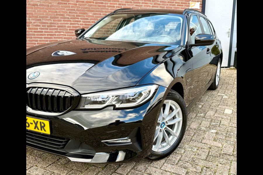 BMW 3 Serie Touring 320e Laser, Carplay, DAB, Sportstoel [BTW, NL, NAP, Dealer-onderhouden]