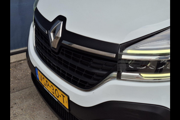 Renault Trafic 2.0 dCi 145 T27 L1H1 Comfort AUTOMAAT / CRUISE CONTROLE / NAVI / CAMERA / 3 ZITS / IMPERIAL Renault Trafic 2.0 dCi 145 T27 L1H1 Comfort AUTOMAAT / CRUISE CONTROLE / NAVI / CAMERA / 3 ZITS / IMPERIAL