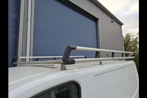 Renault Trafic 2.0 dCi 145 T27 L1H1 Comfort AUTOMAAT / CRUISE CONTROLE / NAVI / CAMERA / 3 ZITS / IMPERIAL Renault Trafic 2.0 dCi 145 T27 L1H1 Comfort AUTOMAAT / CRUISE CONTROLE / NAVI / CAMERA / 3 ZITS / IMPERIAL