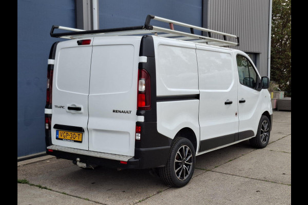 Renault Trafic 2.0 dCi 145 T27 L1H1 Comfort AUTOMAAT / CRUISE CONTROLE / NAVI / CAMERA / 3 ZITS / IMPERIAL Renault Trafic 2.0 dCi 145 T27 L1H1 Comfort AUTOMAAT / CRUISE CONTROLE / NAVI / CAMERA / 3 ZITS / IMPERIAL