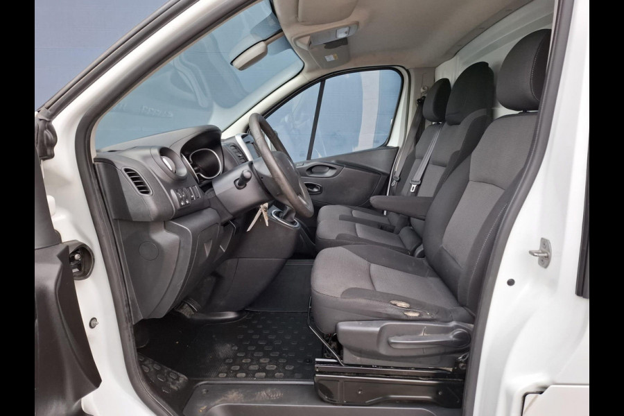 Renault Trafic 2.0 dCi 145 T27 L1H1 Comfort AUTOMAAT / CRUISE CONTROLE / NAVI / CAMERA / 3 ZITS / IMPERIAL Renault Trafic 2.0 dCi 145 T27 L1H1 Comfort AUTOMAAT / CRUISE CONTROLE / NAVI / CAMERA / 3 ZITS / IMPERIAL