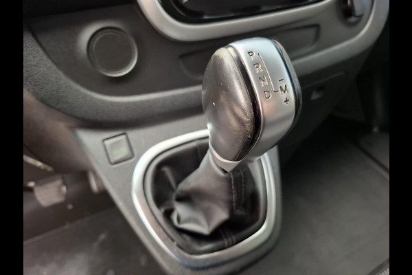 Renault Trafic 2.0 dCi 145 T27 L1H1 Comfort AUTOMAAT / CRUISE CONTROLE / NAVI / CAMERA / 3 ZITS / IMPERIAL Renault Trafic 2.0 dCi 145 T27 L1H1 Comfort AUTOMAAT / CRUISE CONTROLE / NAVI / CAMERA / 3 ZITS / IMPERIAL