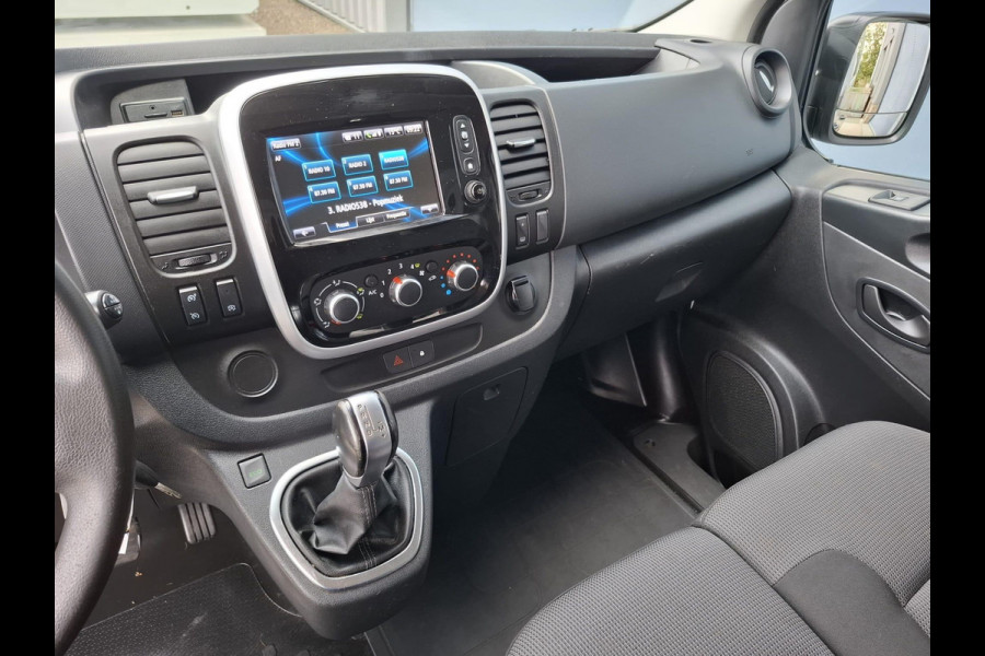 Renault Trafic 2.0 dCi 145 T27 L1H1 Comfort AUTOMAAT / CRUISE CONTROLE / NAVI / CAMERA / 3 ZITS / IMPERIAL Renault Trafic 2.0 dCi 145 T27 L1H1 Comfort AUTOMAAT / CRUISE CONTROLE / NAVI / CAMERA / 3 ZITS / IMPERIAL