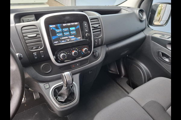 Renault Trafic 2.0 dCi 145 T27 L1H1 Comfort AUTOMAAT / CRUISE CONTROLE / NAVI / CAMERA / 3 ZITS / IMPERIAL Renault Trafic 2.0 dCi 145 T27 L1H1 Comfort AUTOMAAT / CRUISE CONTROLE / NAVI / CAMERA / 3 ZITS / IMPERIAL