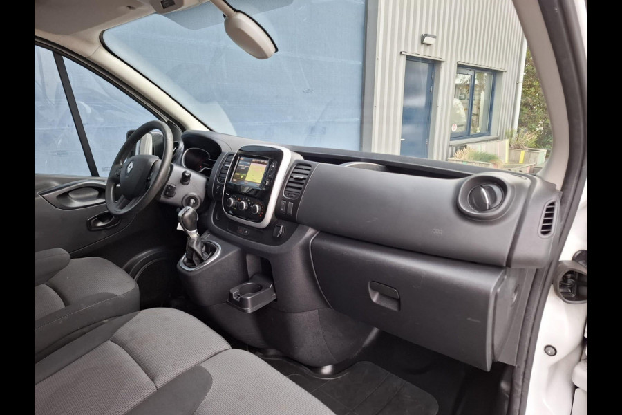 Renault Trafic 2.0 dCi 145 T27 L1H1 Comfort AUTOMAAT / CRUISE CONTROLE / NAVI / CAMERA / 3 ZITS / IMPERIAL Renault Trafic 2.0 dCi 145 T27 L1H1 Comfort AUTOMAAT / CRUISE CONTROLE / NAVI / CAMERA / 3 ZITS / IMPERIAL